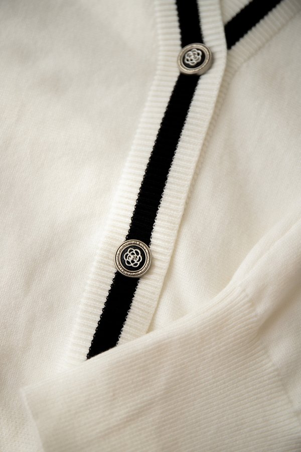 Abel Cardigan In Classic White
