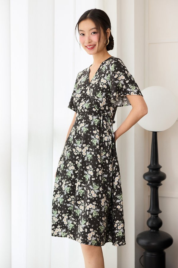 Aurelia Dress In Black Prints