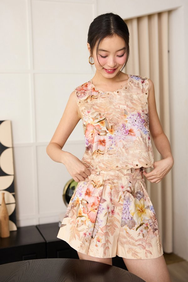 Thistle Top In Pink Vintage Florals