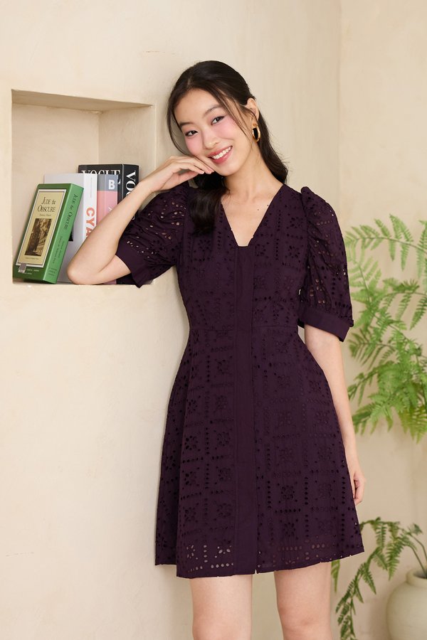 Angeline Dress In Burgundy Wine