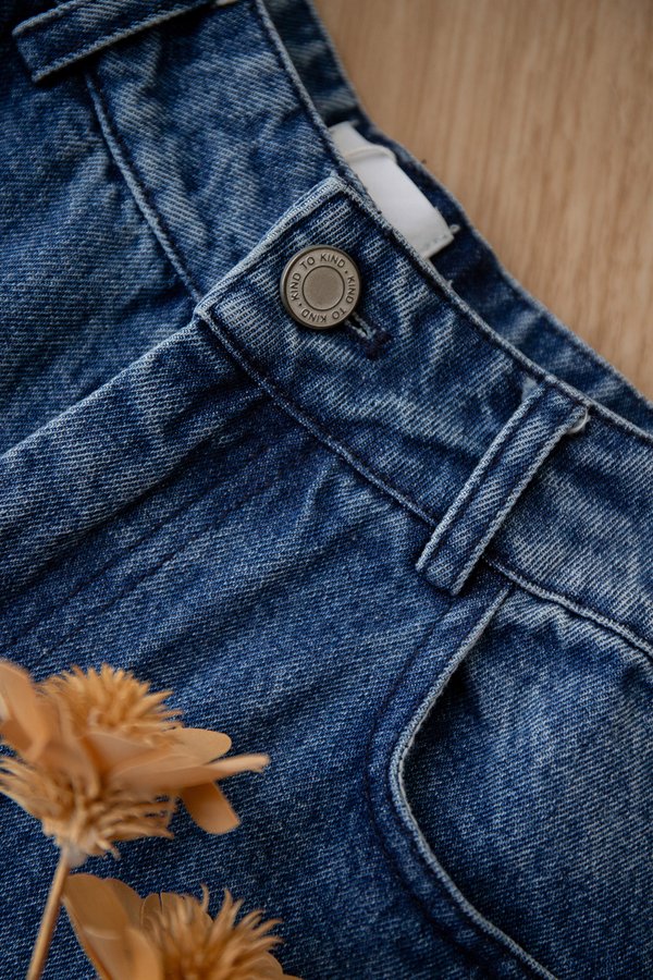 Collin Jeans In Dark Wash Collin Jeans In Dark Wash