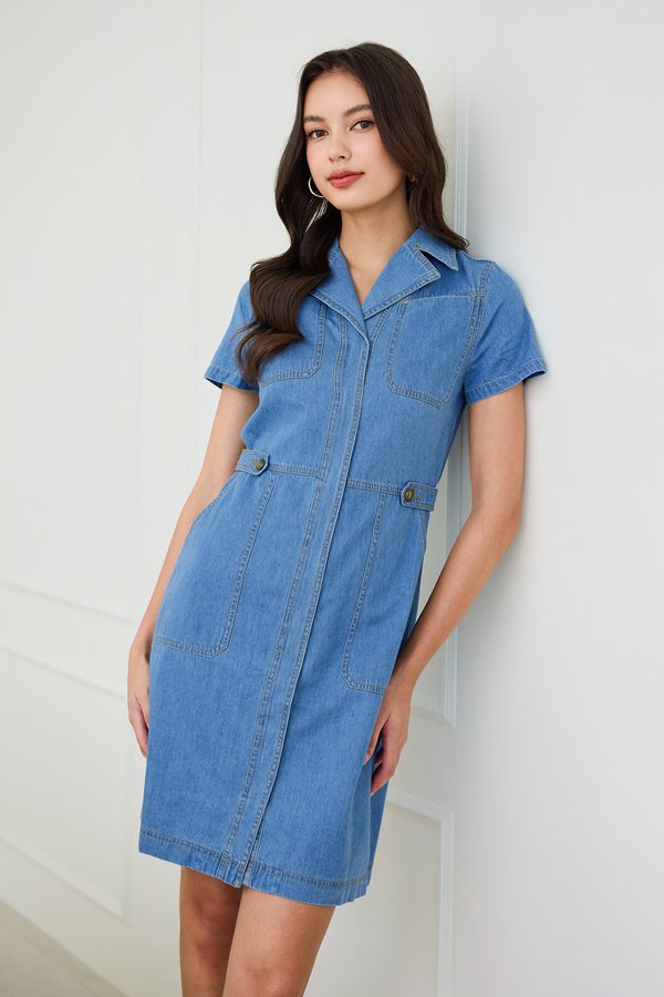 Bron Dress In Mid Wash