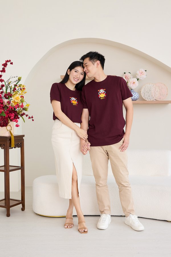 Fortune God Unisex Top In Merlot