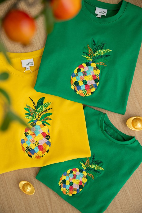 Rolling In Huatness Unisex Top In Kelly Green