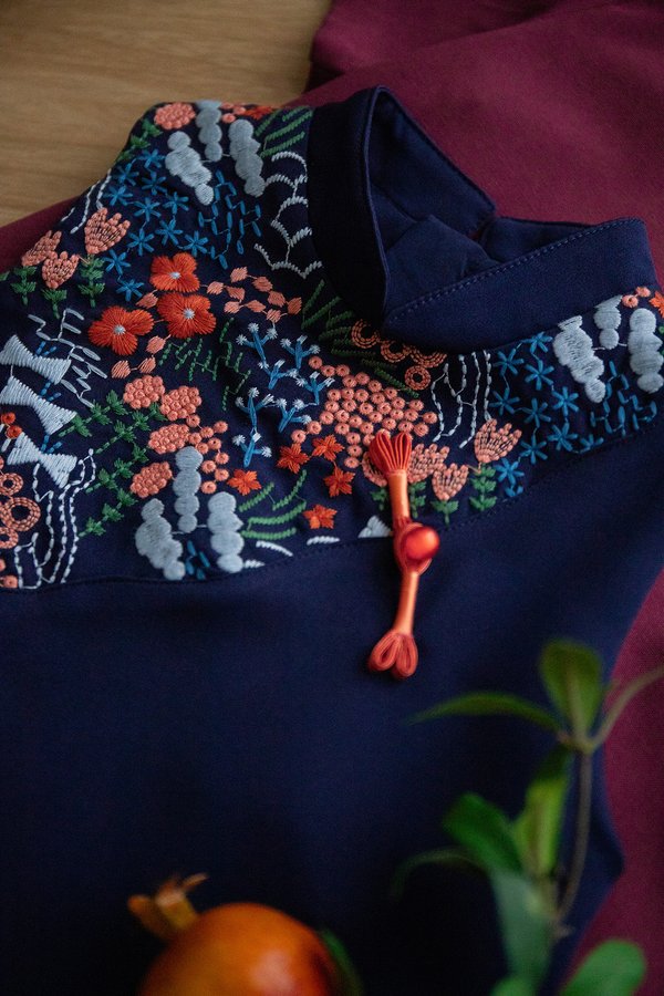 Spring Waves Girl Cheongsam Dress In Tapestry Blue