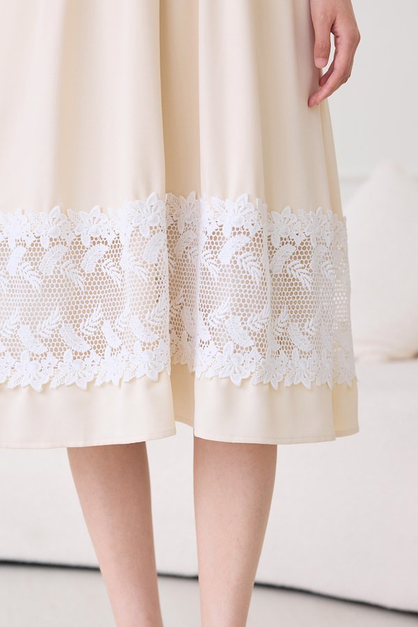 Annika Dress In Ivory Cream