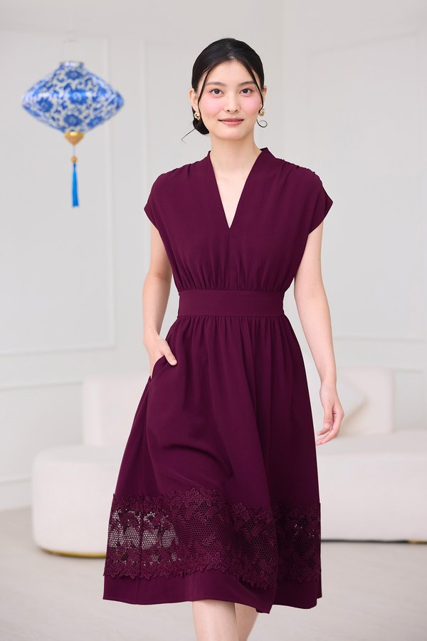 Annika Dress In Wine Red