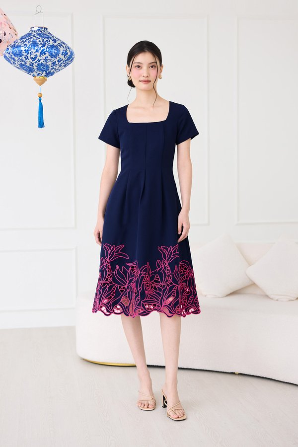 Astera Dress In Magenta Blue