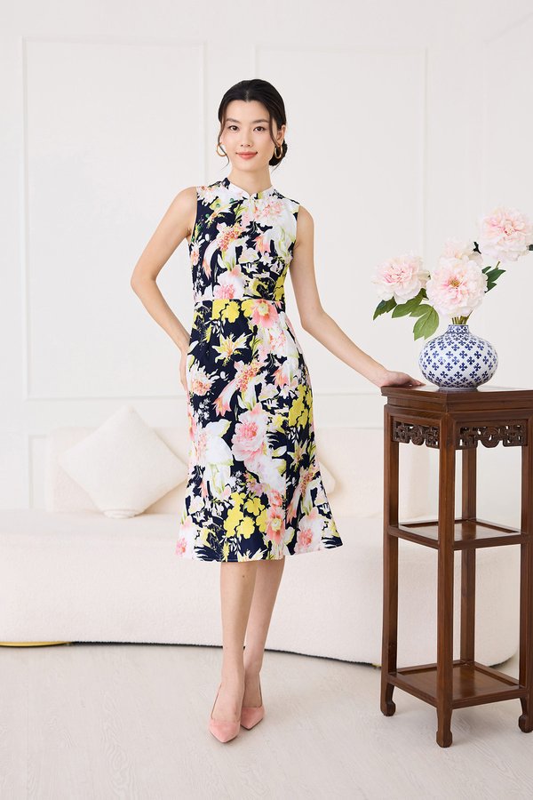 In Full Bloom Cheongsam Dress In Blue Florals