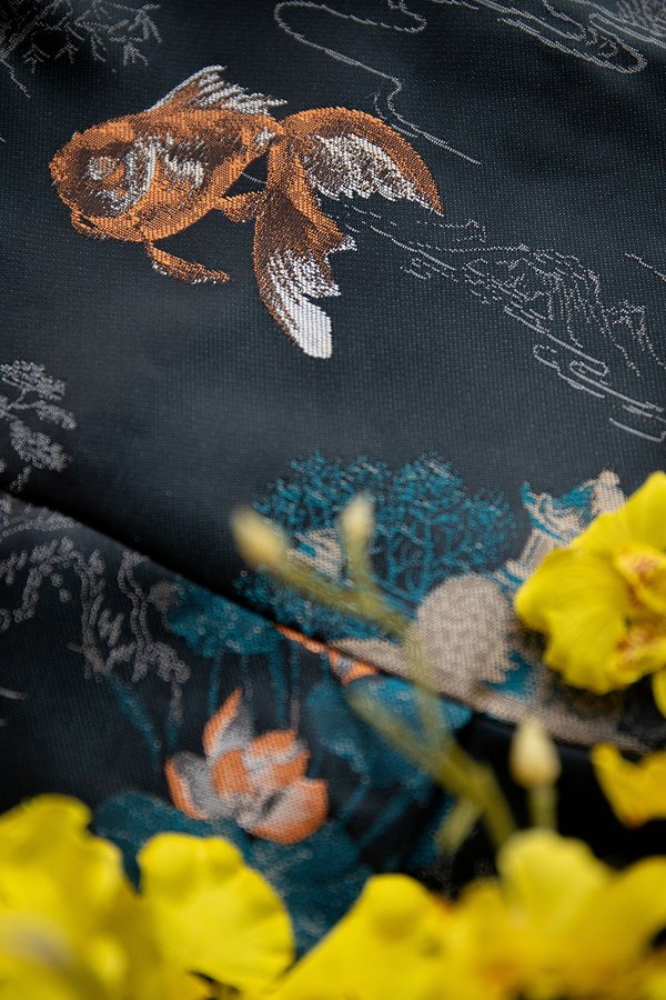 Season Brights Cheongsam Top In Black Prints