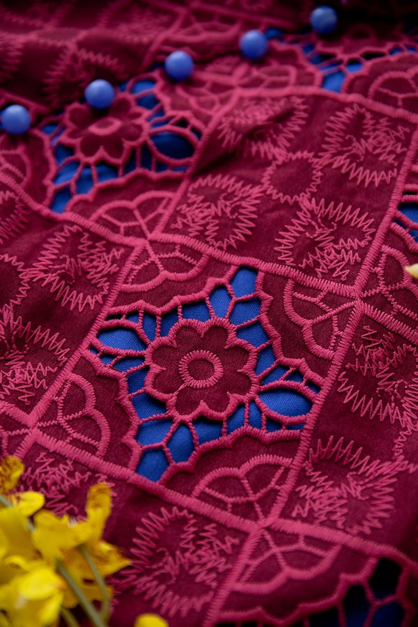 Quiet Finesse Cheongsam Top In Wine Red