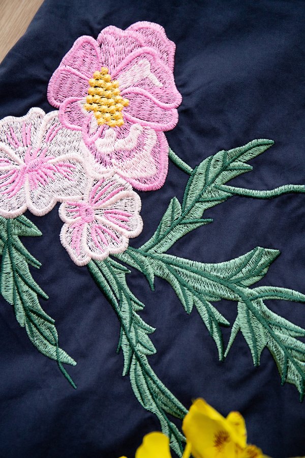 Blooms Adorned Cheongsam Dress In Navy Blue