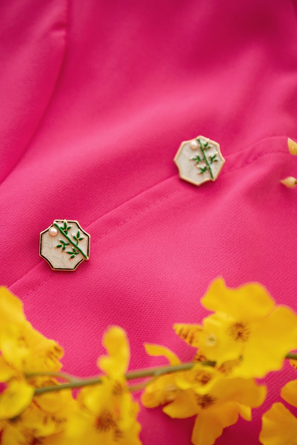 Precious Moments Cheongsam Top In Magenta Pink