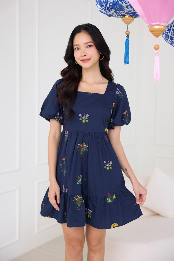 Ami Dress In Blue Florals