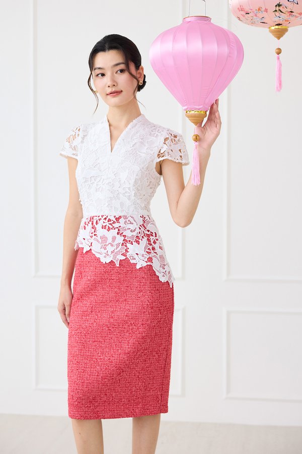 Pearl Of The Orient Dress In White Pink