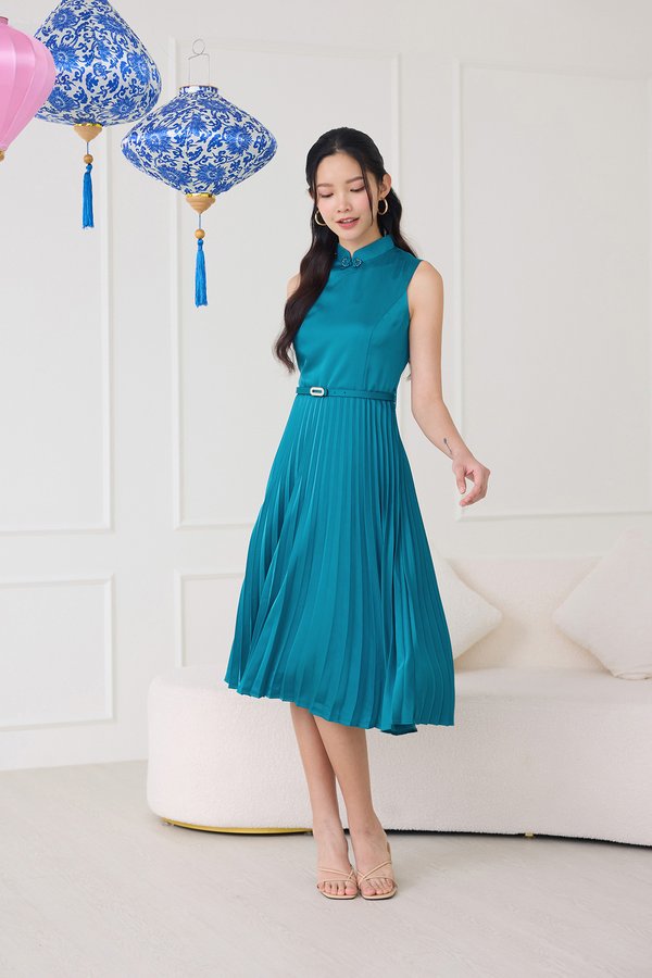 Clean Slate Cheongsam Dress In Teal Blue
