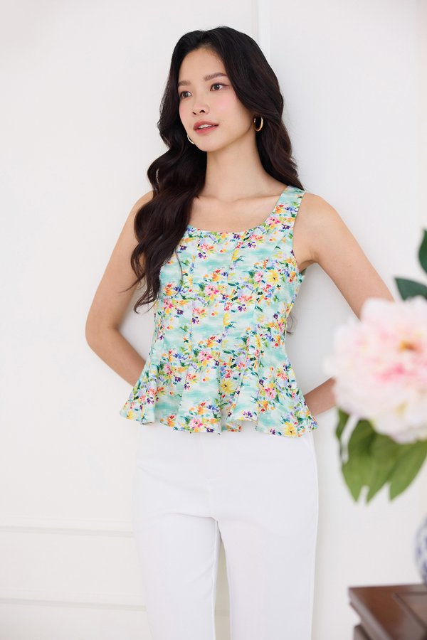 Meryl Top In Green Florals