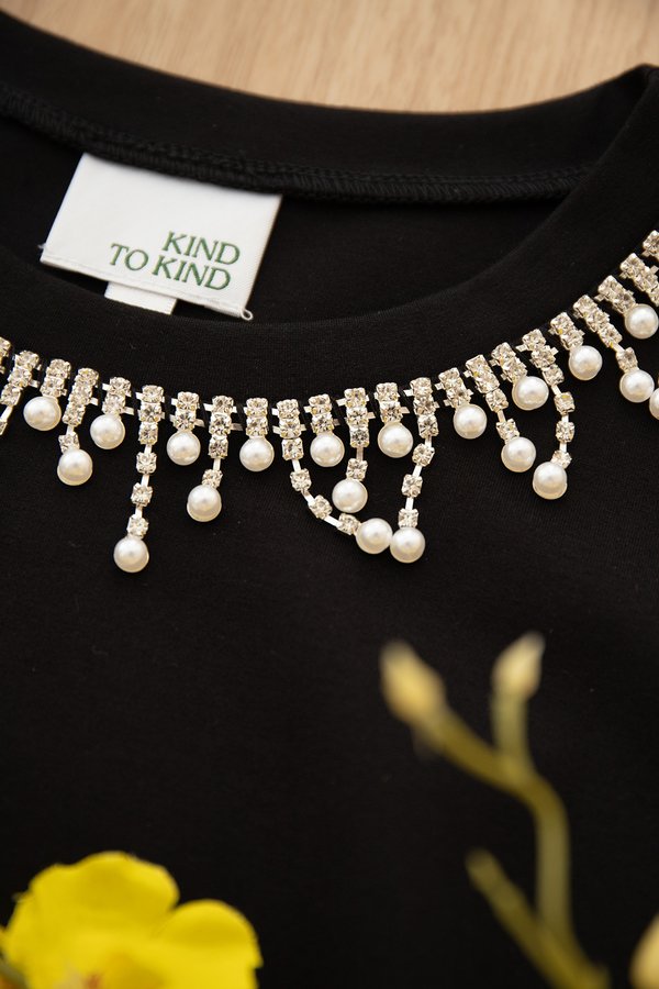 Moonstone Top In Crystal Black