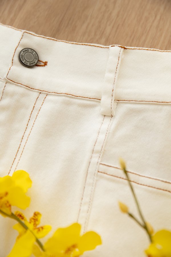 Stratford Shorts In Denim White