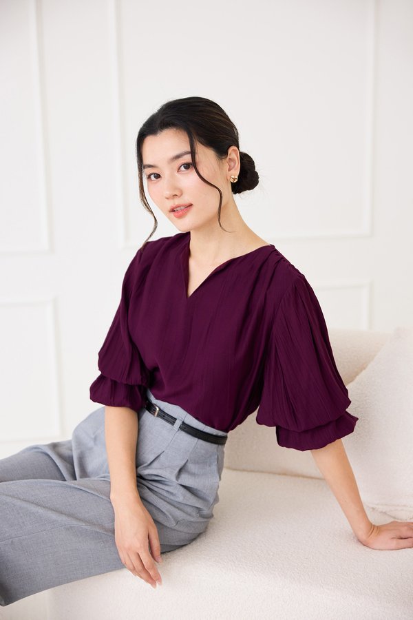 Grand Gestures Top In Deep Purple