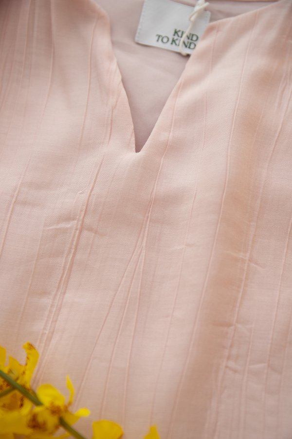 Grand Gestures Top In Light Pink