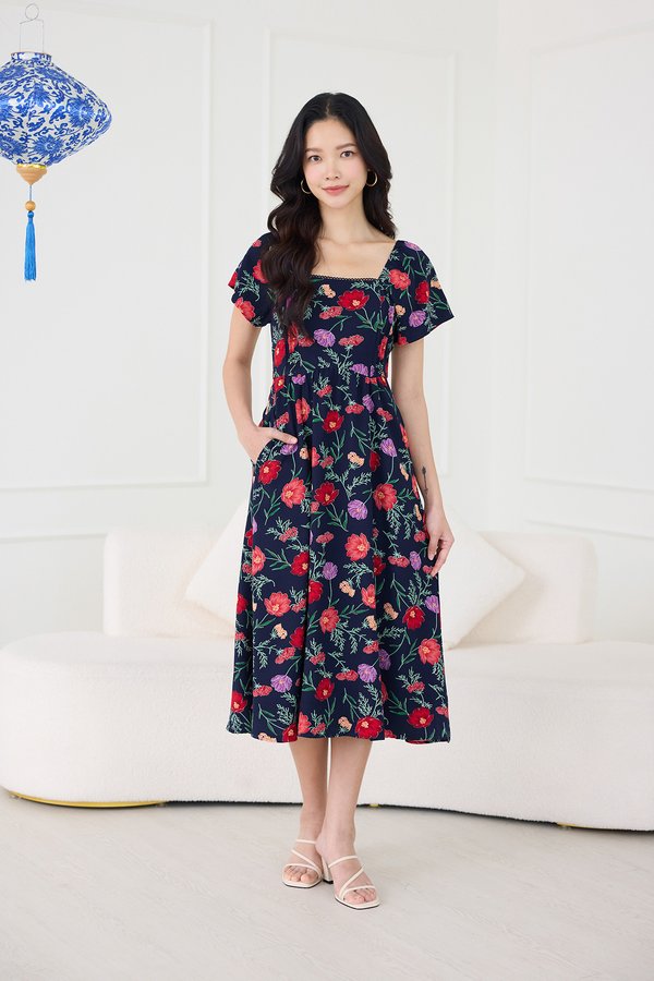 Seychelle Dress In Blue Poppy Florals