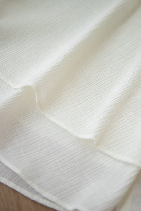 Larain Top In Ivory Cream