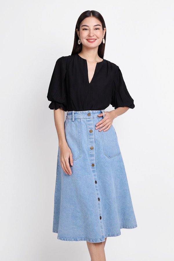 Emmy Skirt In Light Wash