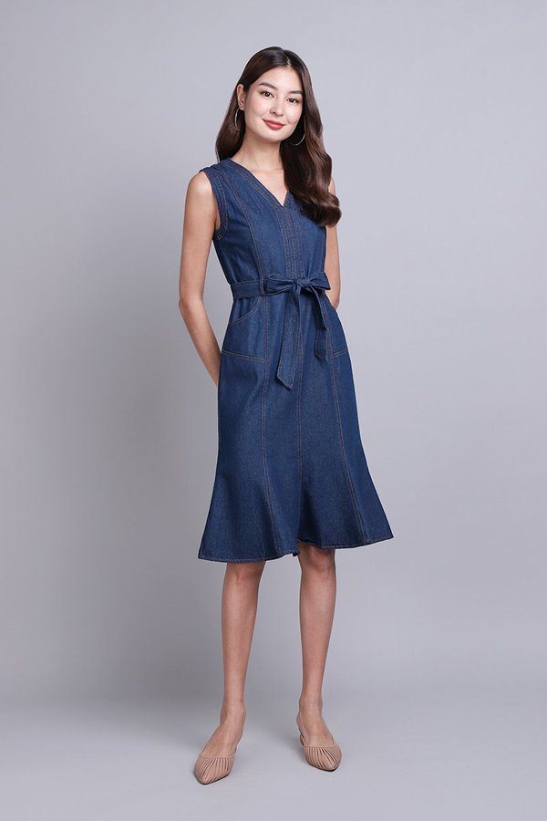 Haydee Dress In Dark Wash