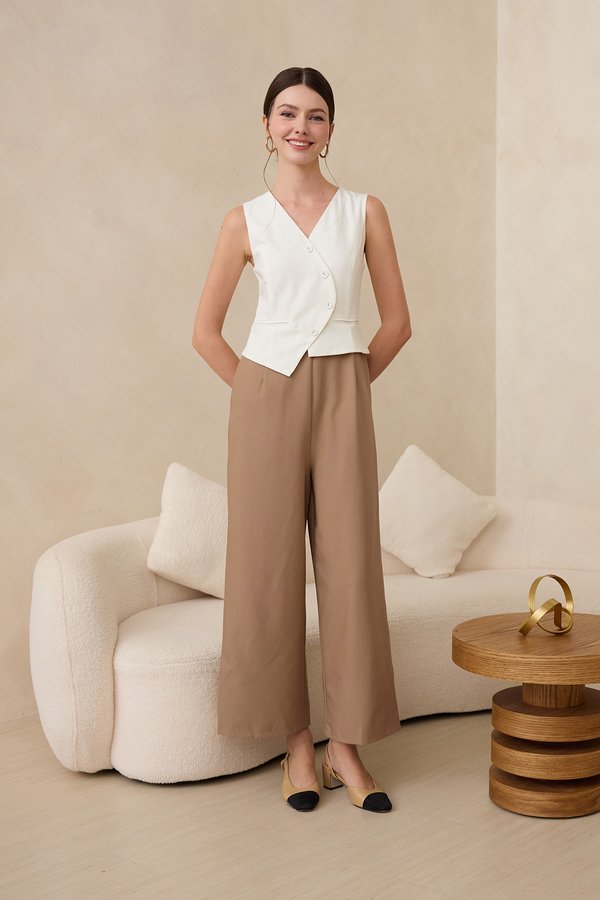 Saphira Romper In White Sand