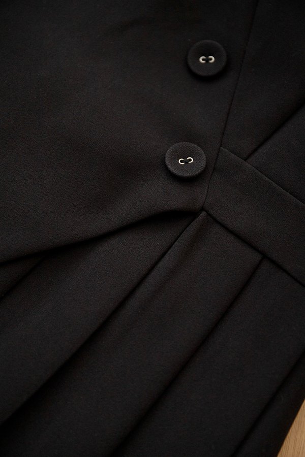 Livia Top In Classic Black