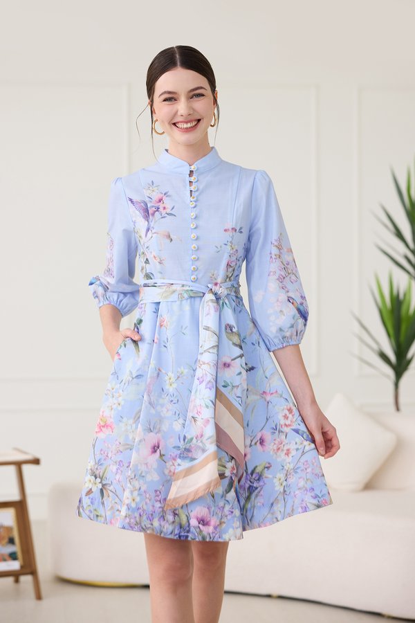 Nicolette Dress In Blue Florals