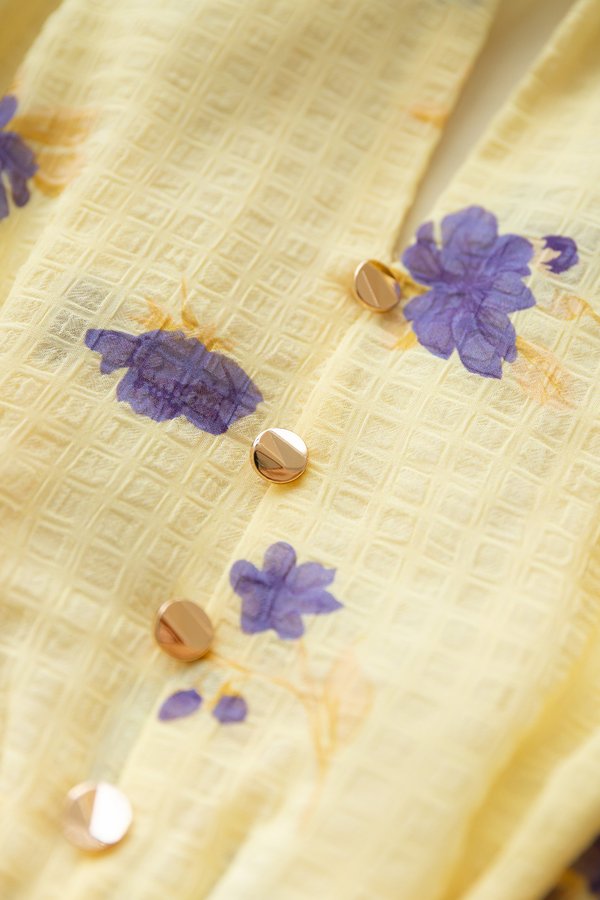 Quincy Dress In Yellow Florals