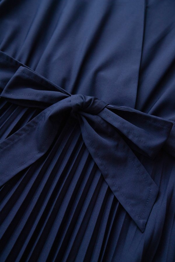 Jazlyn Dress In Navy Blue
