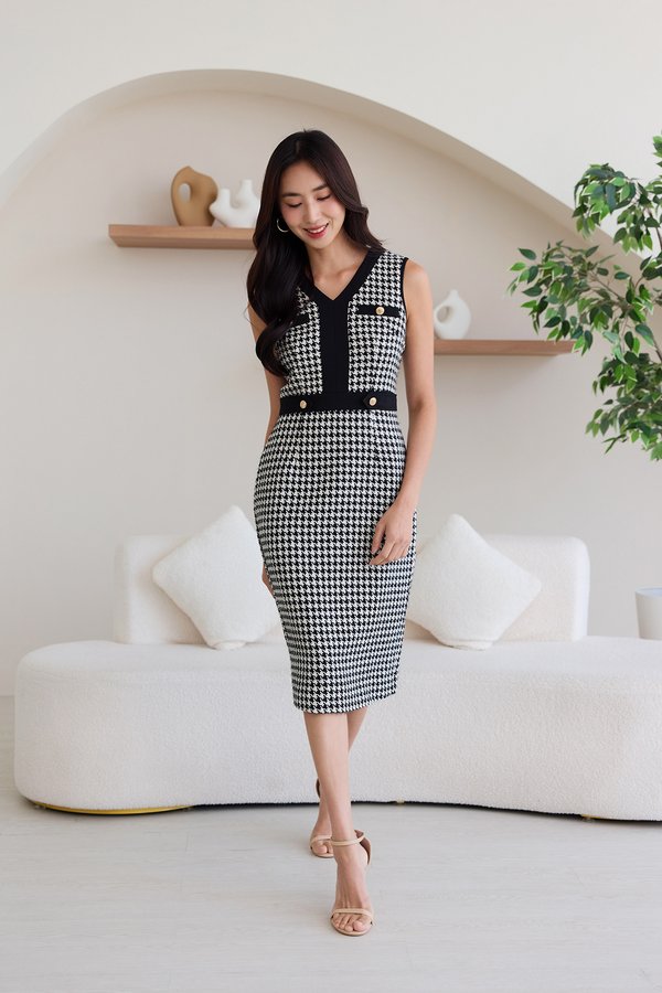Perrie Dress In Black Houndstooth Prints