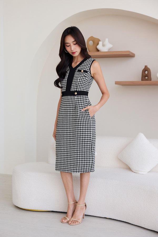 Perrie Dress In Black Houndstooth Prints