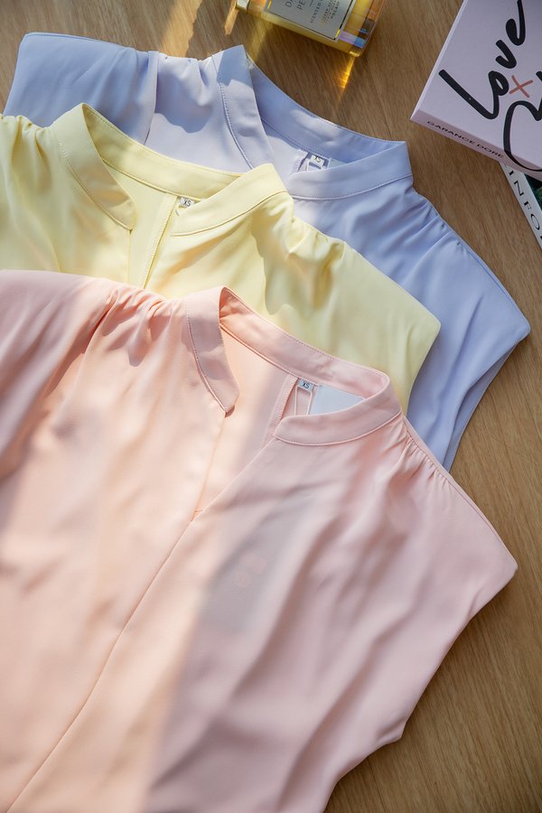 Sabina Top In Pea Pink
