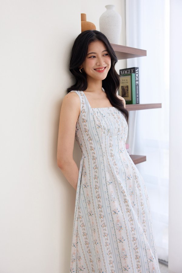 Freyja Dress In Pastel Blue Prints