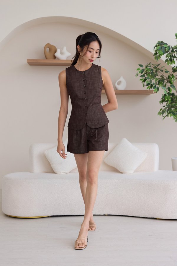Huxley Top In Espresso Wash