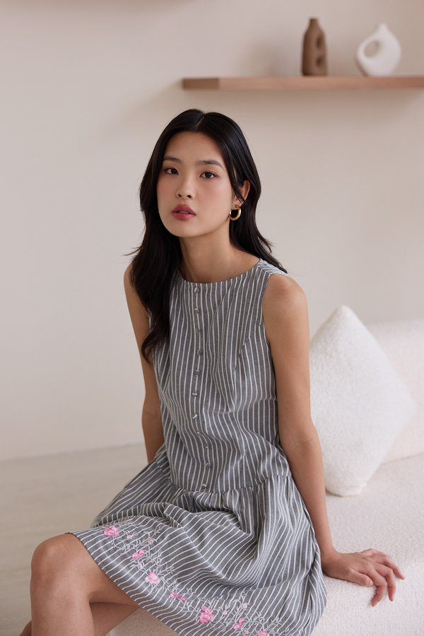 Sovanna Dress In Charcoal Stripes