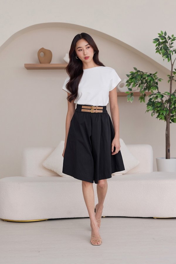 Reeve Shorts In Classic Black