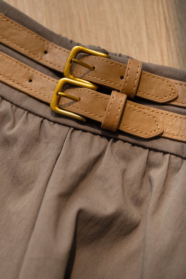 Reeve Shorts In Mid Taupe