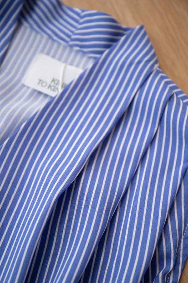 Kindle Top In Sky Stripes