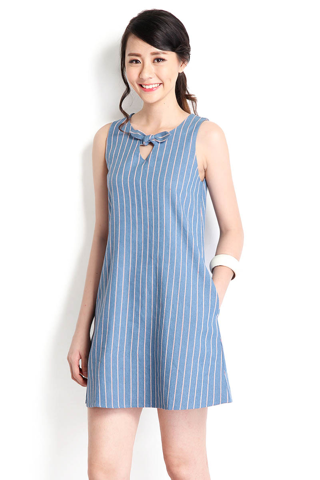Easy Going Nature Dress In Stripes