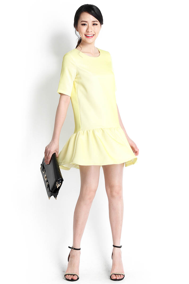Bright And Breezy Dress In Lemon Yellow