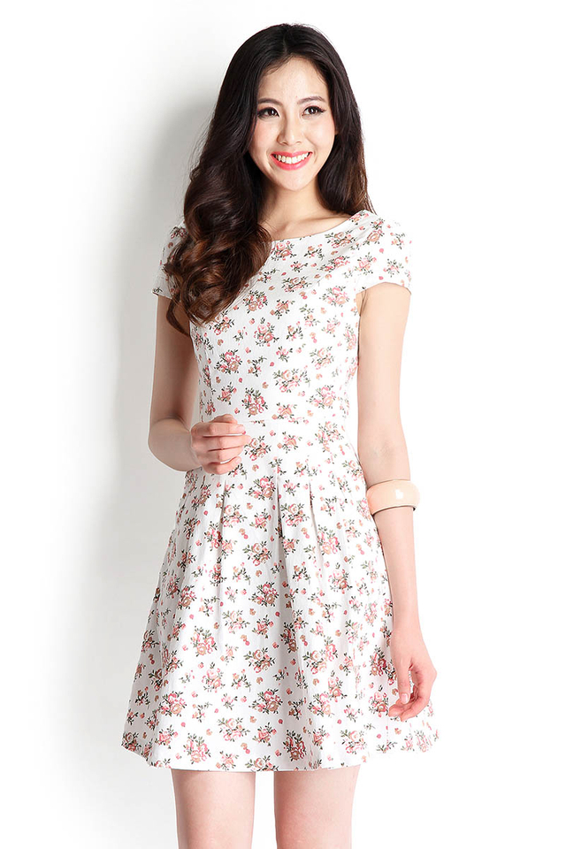 Holland Spring Dress In White Florals