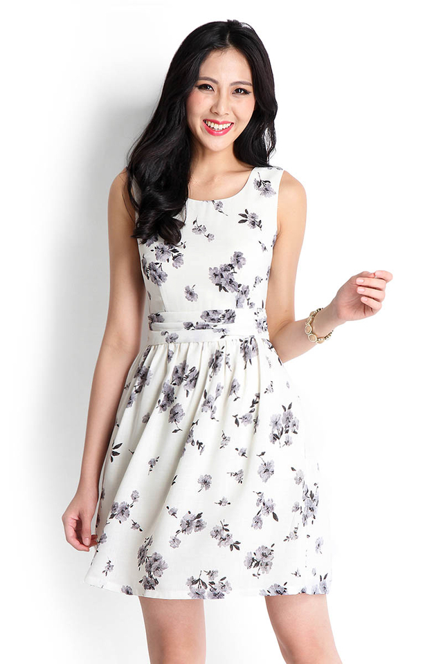 Sweetheart Of The Matter Dress In Mono Florals
