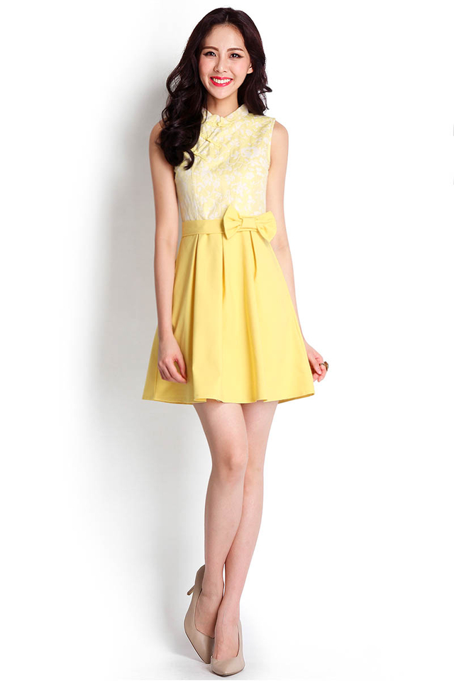 Return Of The Spring Cheongsam Dress In Yellow