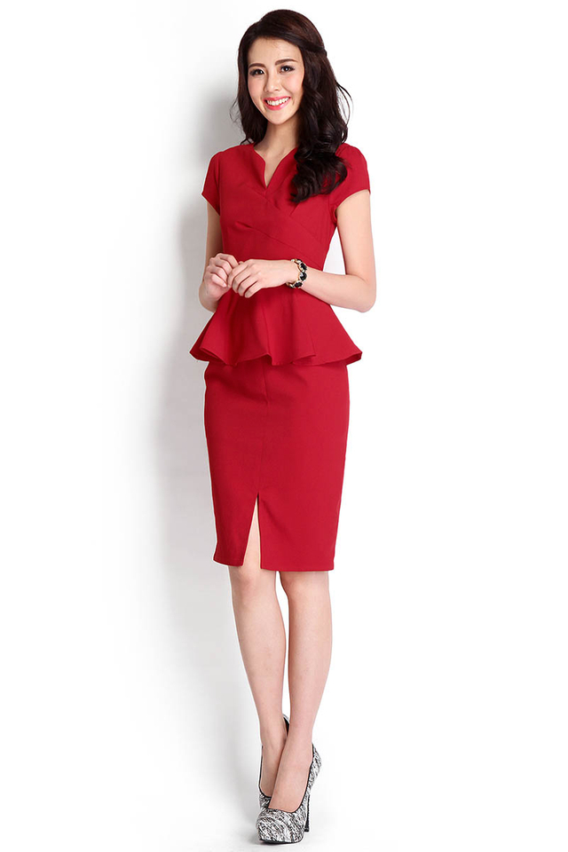 A Luxe Affair Dress In Grandeur Red