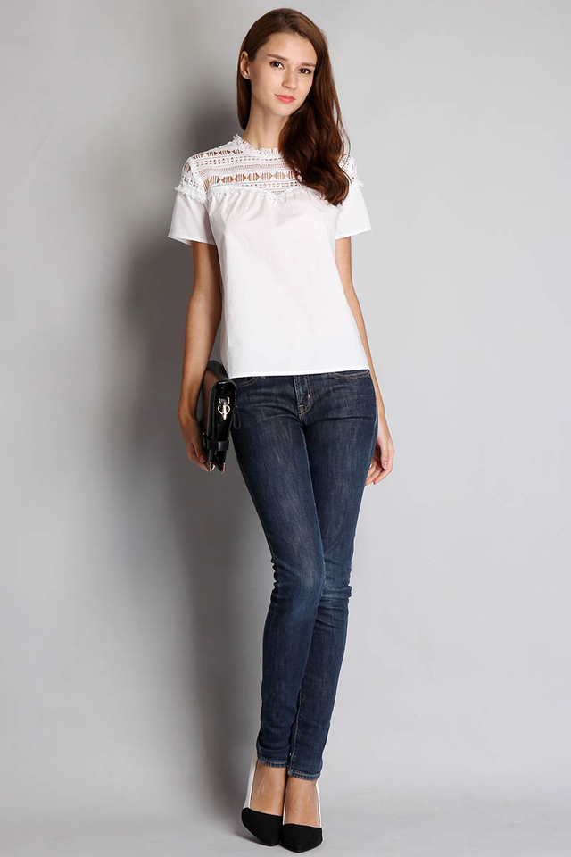 Victorian Grace Top In Soft White